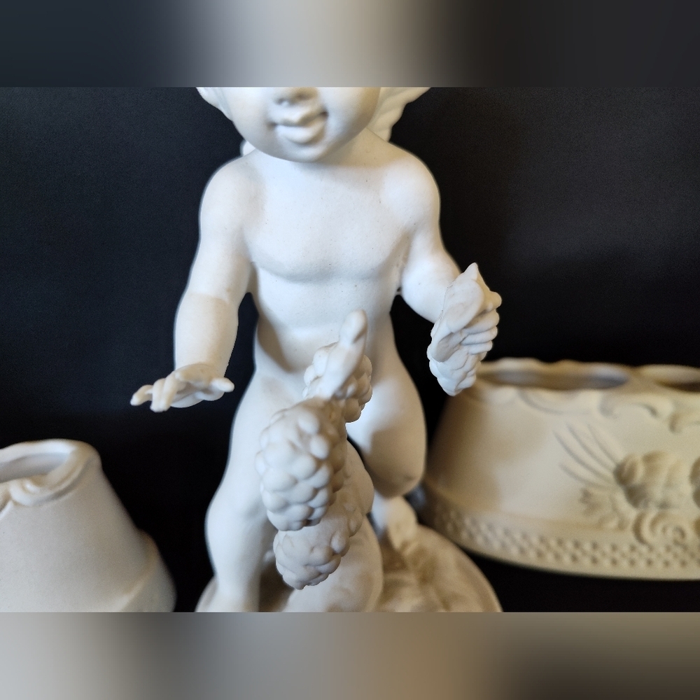 Rare German Bisque Cherub Putti Set w/ Flower Frogs 🖤Holiday Mantle Centerpiece - Picture 8 of 10